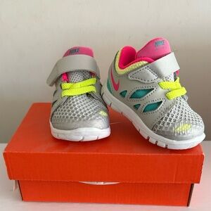 Nike Kids Silver and Neon Pink Sneakers